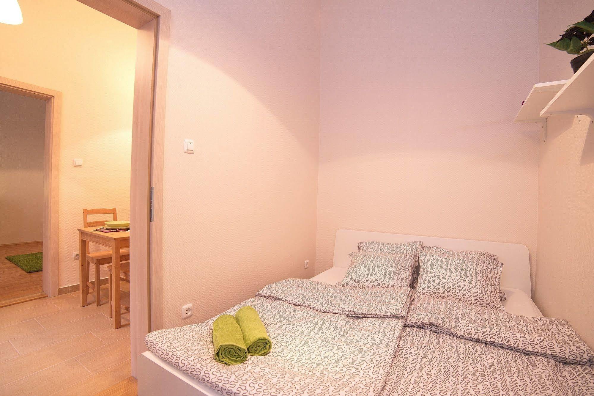 Opera Guesthouse Budapest Bagian luar foto