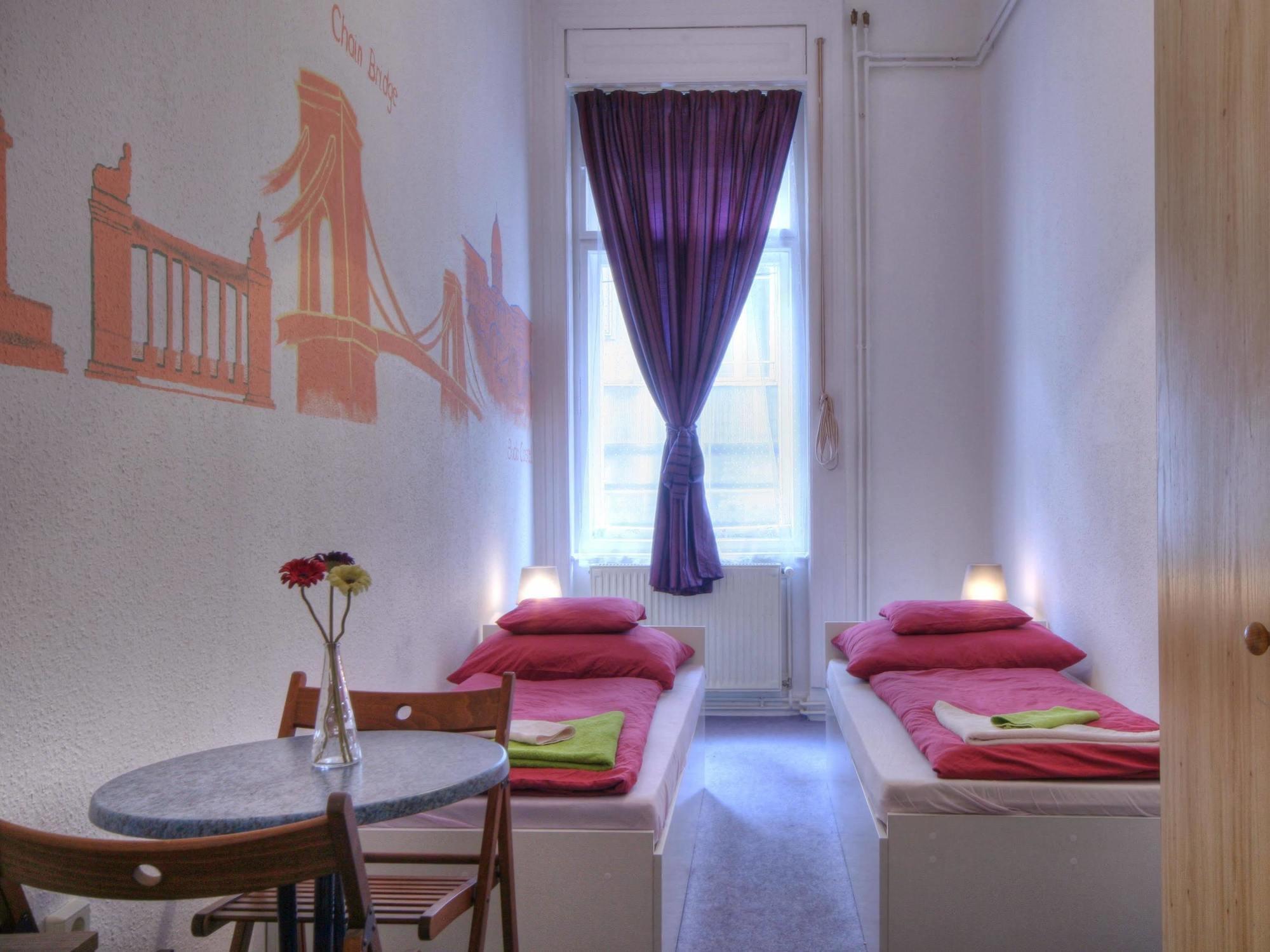 Opera Guesthouse Budapest Bagian luar foto