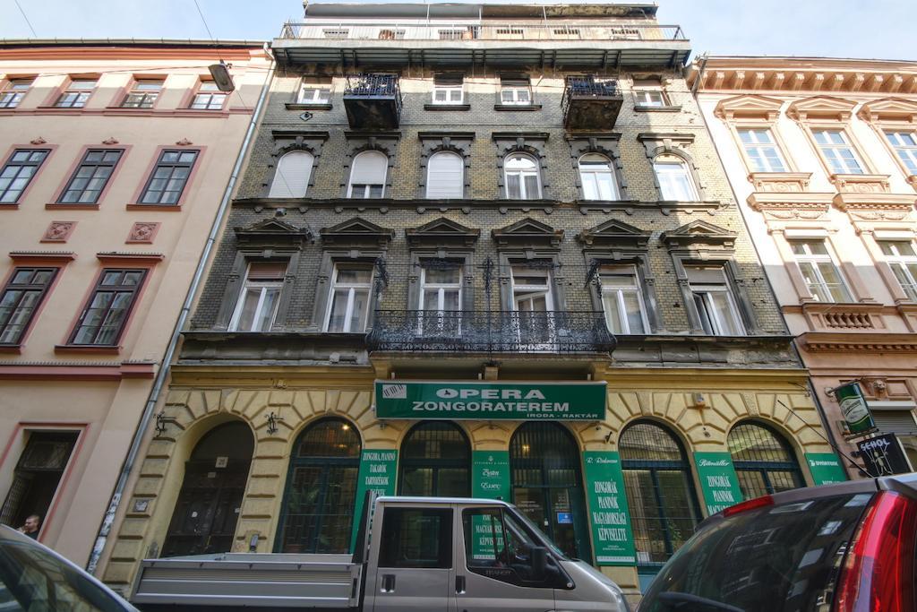 Opera Guesthouse Budapest Bagian luar foto