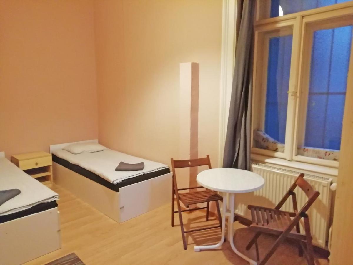 Opera Guesthouse Budapest Bagian luar foto