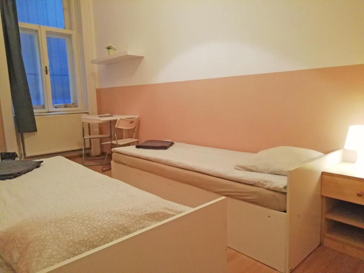 Opera Guesthouse Budapest Bagian luar foto