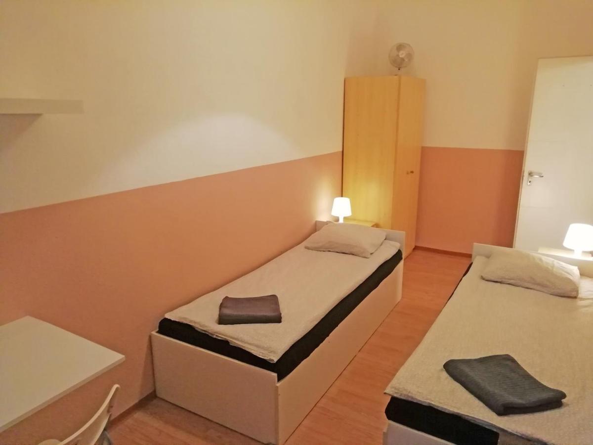 Opera Guesthouse Budapest Bagian luar foto