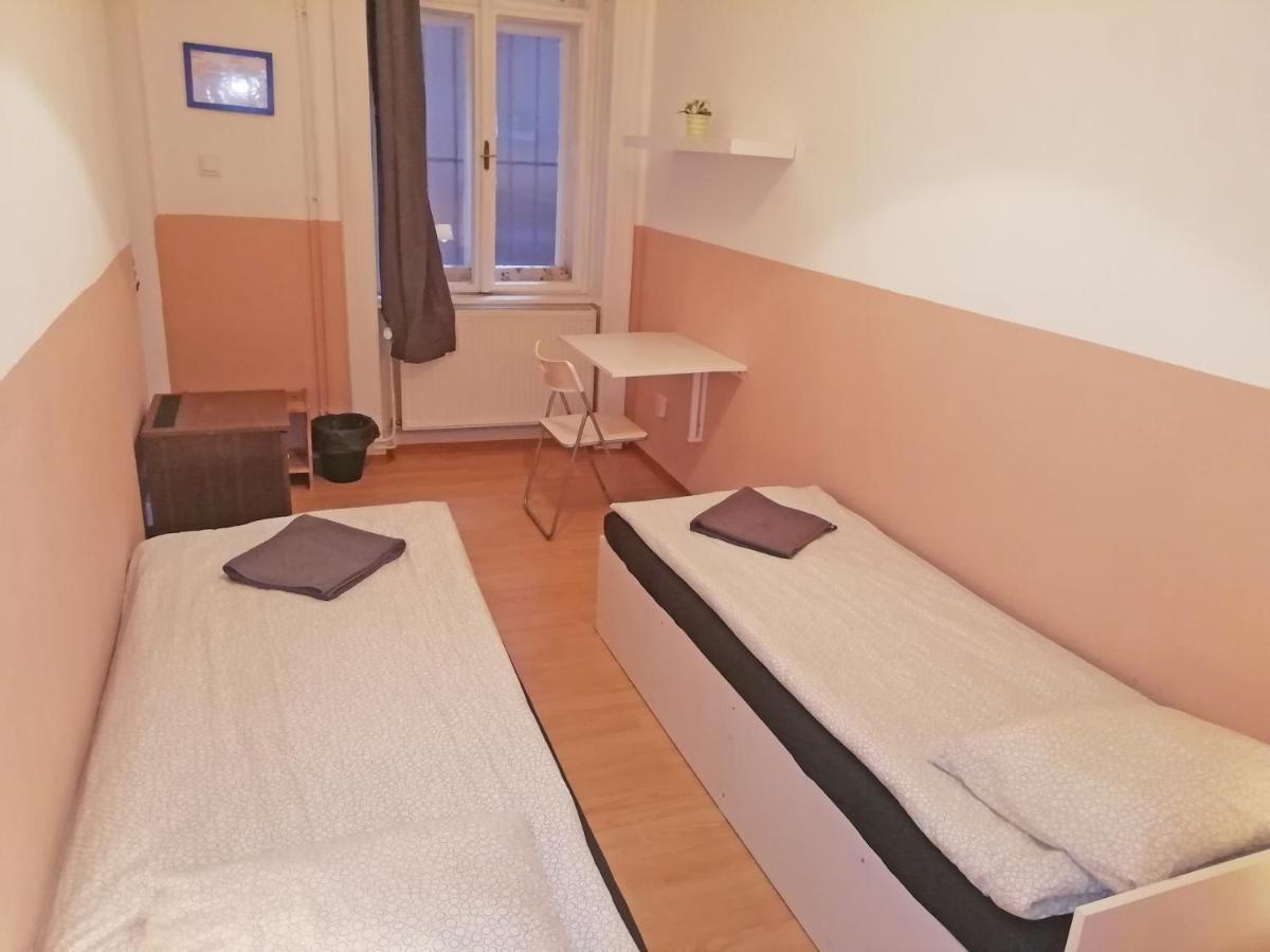 Opera Guesthouse Budapest Bagian luar foto